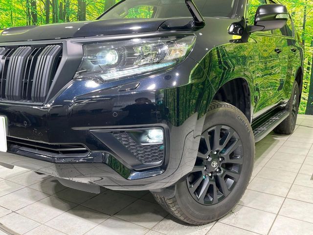 TOYOTA LANDCRUISER PRADO 2023 Image 31