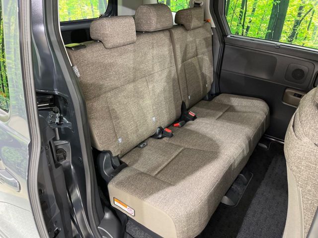 TOYOTA SIENTA HYBRID 2025 Image 31