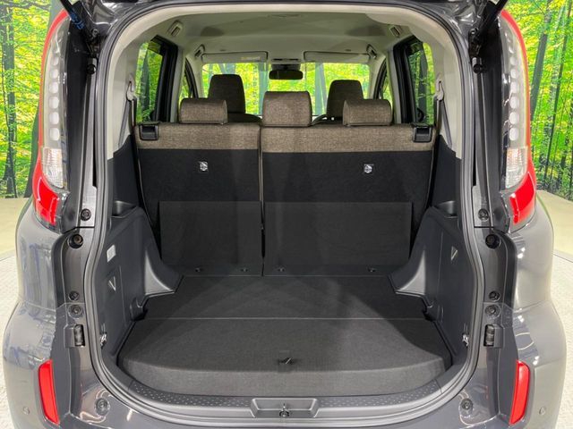 TOYOTA SIENTA HYBRID 2025 Image 31