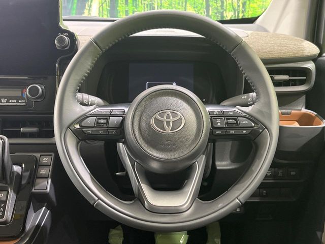 TOYOTA SIENTA HYBRID 2025 Image 31