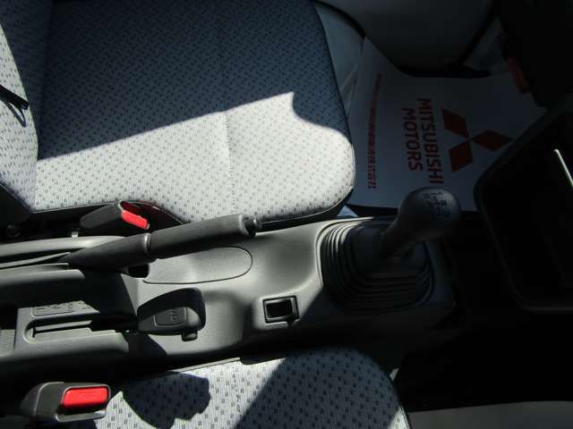 MITSUBISHI MINICAB TRUCK 4WD 2025 Image 31