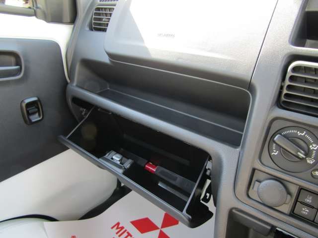 MITSUBISHI MINICAB TRUCK 4WD 2025 Image 31