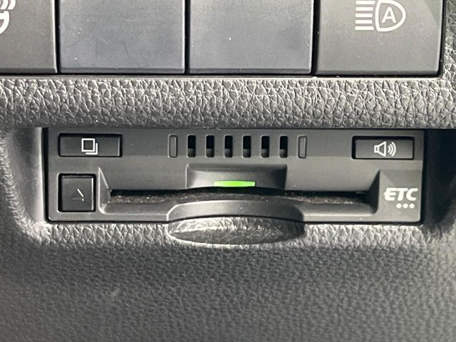 TOYOTA RAV4 HYBRID 4WD 2019 Image 31