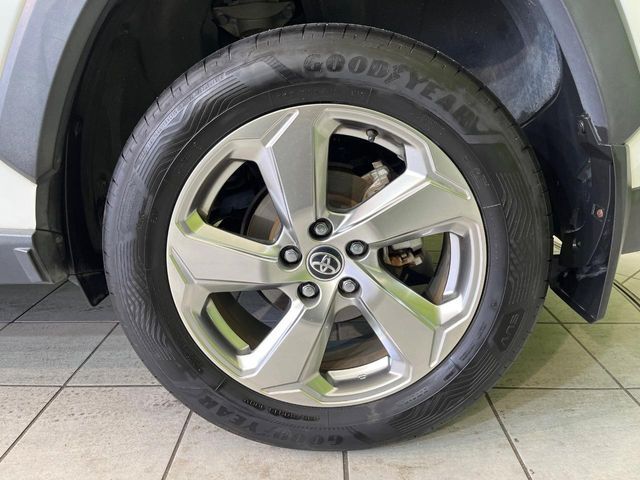 TOYOTA RAV4 HYBRID 4WD 2019 Image 31