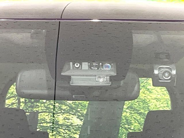 TOYOTA NOAH 2017 Image 31