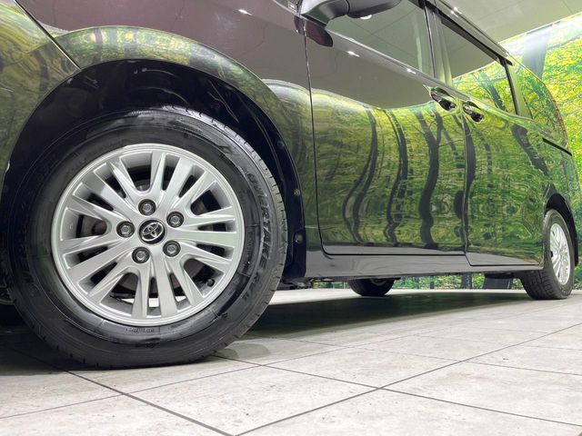 TOYOTA NOAH 2017 Image 31