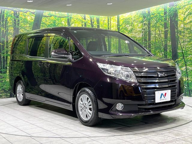 TOYOTA NOAH 2017 Image 31