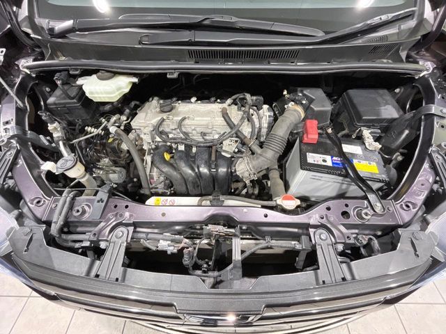 TOYOTA NOAH 2017 Image 31