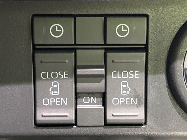 TOYOTA ROOMY 4WD 2023 Image 31