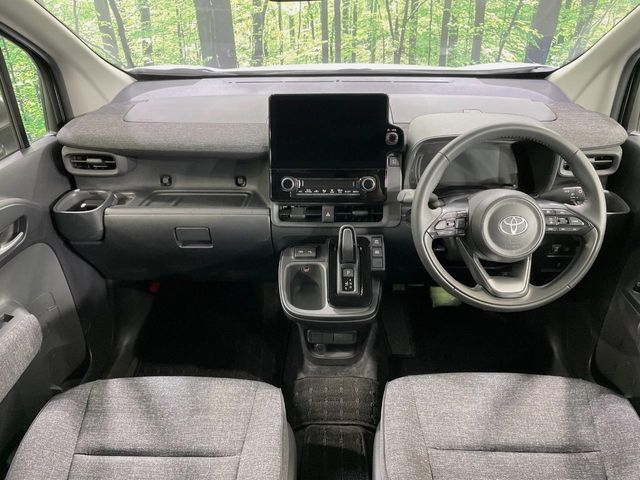 TOYOTA SIENTA HYBRID 2025 Image 31