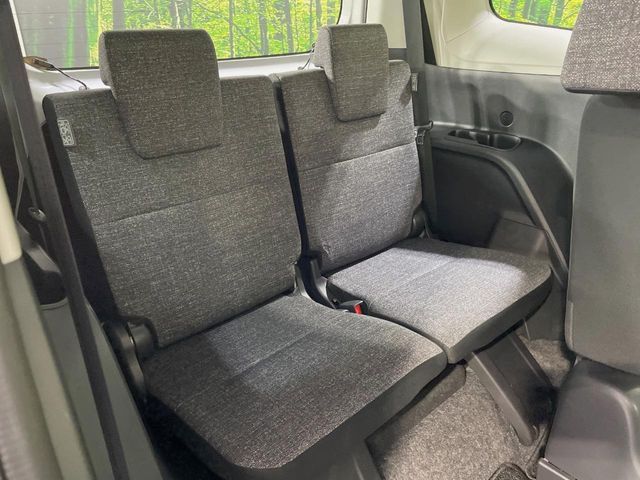 TOYOTA SIENTA HYBRID 2025 Image 31