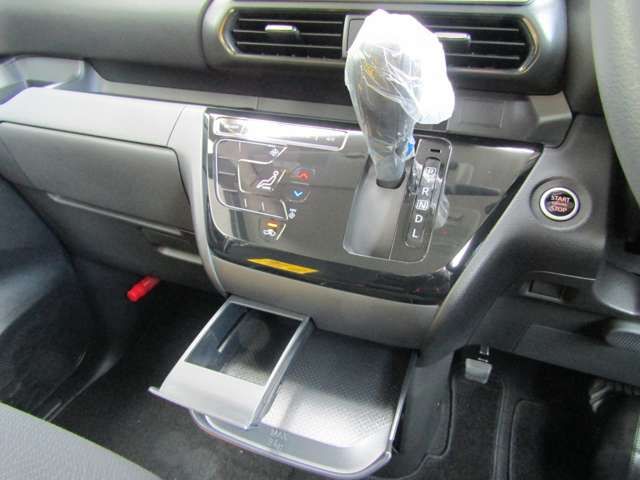 NISSAN ROOX 2023 Image 31