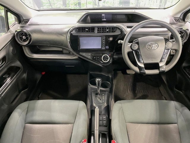 TOYOTA AQUA 2017 Image 31