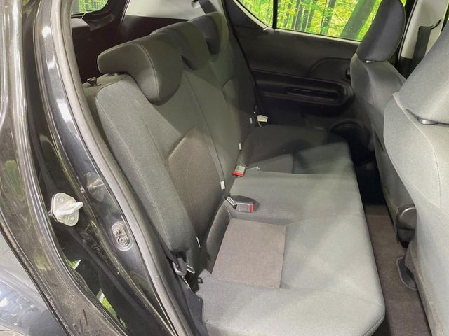 TOYOTA AQUA 2017 Image 31