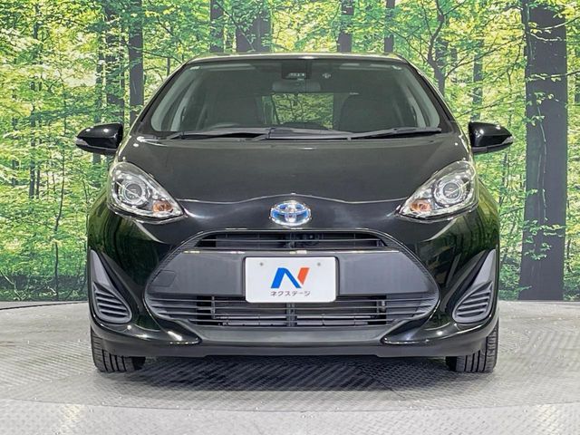 TOYOTA AQUA 2017 Image 31