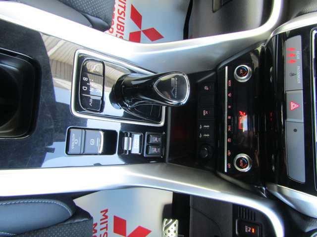 MITSUBISHI ECLIPSE CROSS PHEV 2023 Image 31