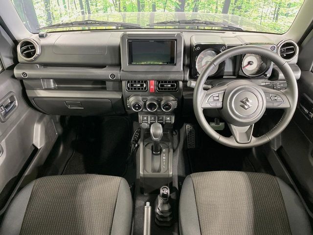 SUZUKI JIMNY 4WD 2024 Image 31