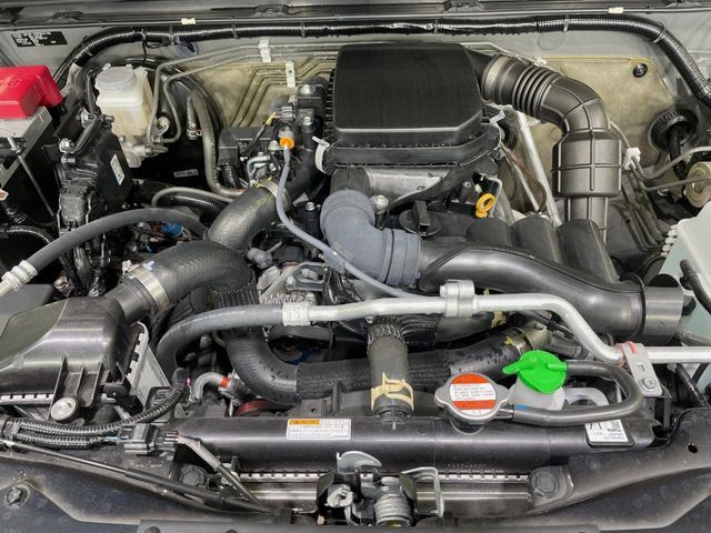 SUZUKI JIMNY 4WD 2024 Image 31