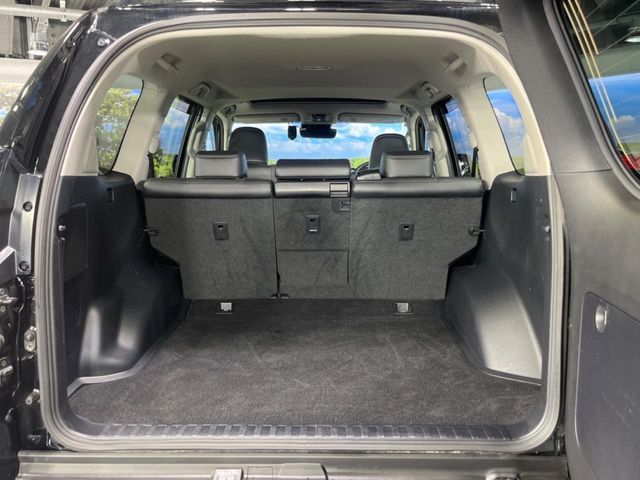 TOYOTA LANDCRUISER PRADO 2023 Image 31