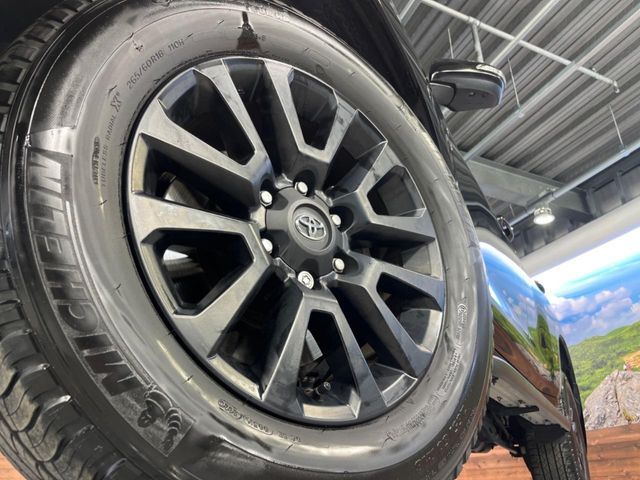 TOYOTA LANDCRUISER PRADO 2023 Image 31