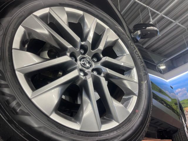 TOYOTA RAV4 4WD 2023 Image 31