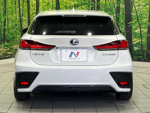 TOYOTA LEXUS CT200H 2018 Image 31