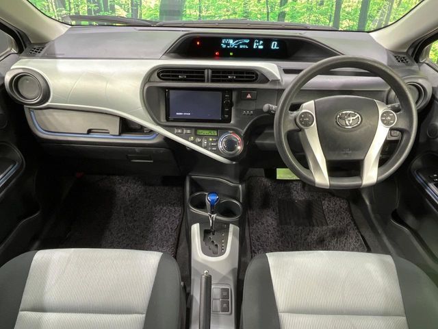 TOYOTA AQUA 2014 Image 31
