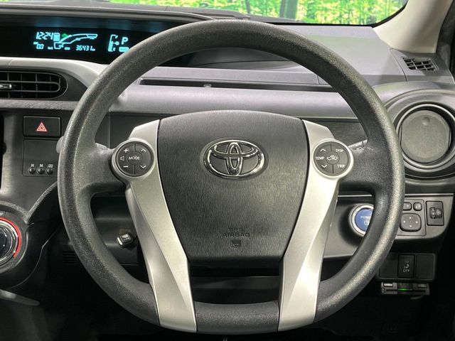 TOYOTA AQUA 2014 Image 31