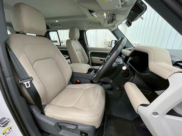 ROVER DEFENDER 2022 Image 31