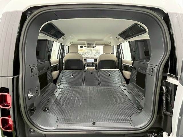 ROVER DEFENDER 2022 Image 31