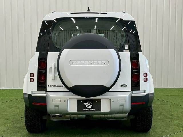 ROVER DEFENDER 2022 Image 31