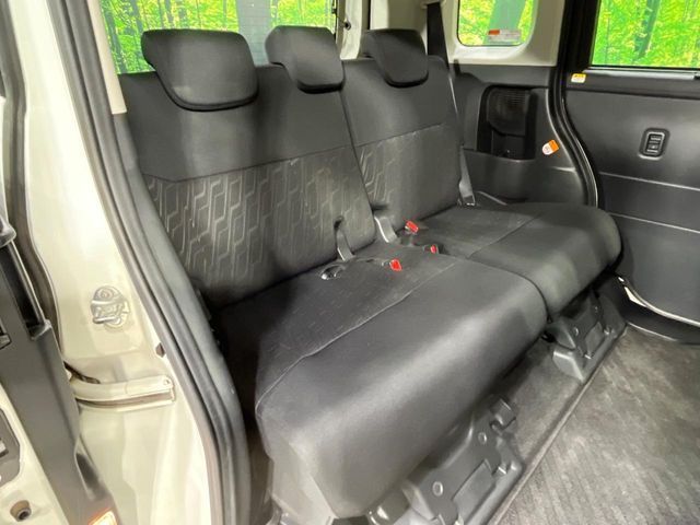 TOYOTA TANK 4WD 2017 Image 31