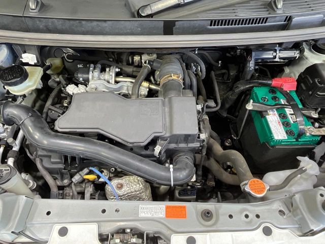 TOYOTA TANK 4WD 2017 Image 31