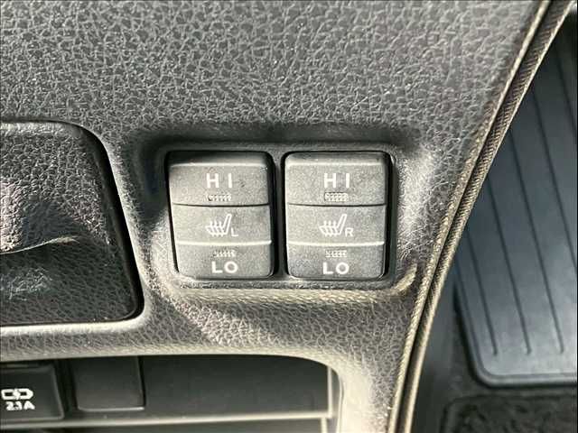 TOYOTA ESQUIRE HYBRID 2017 Image 31