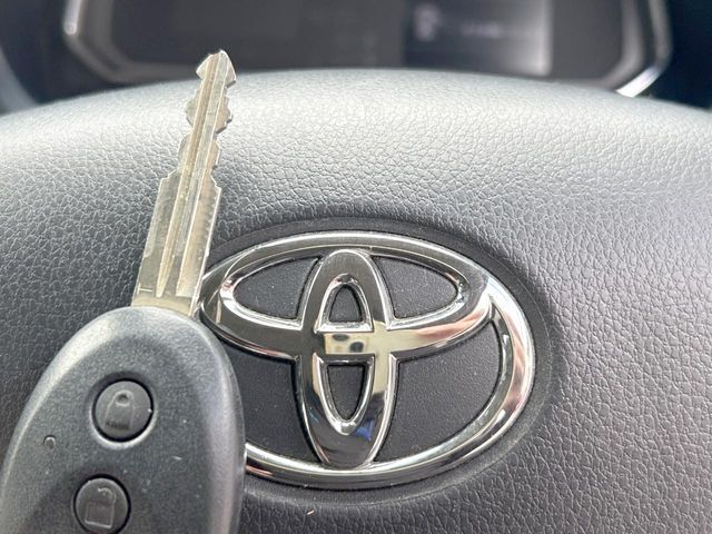 TOYOTA PIXIS EPOCH 2019 Image 31