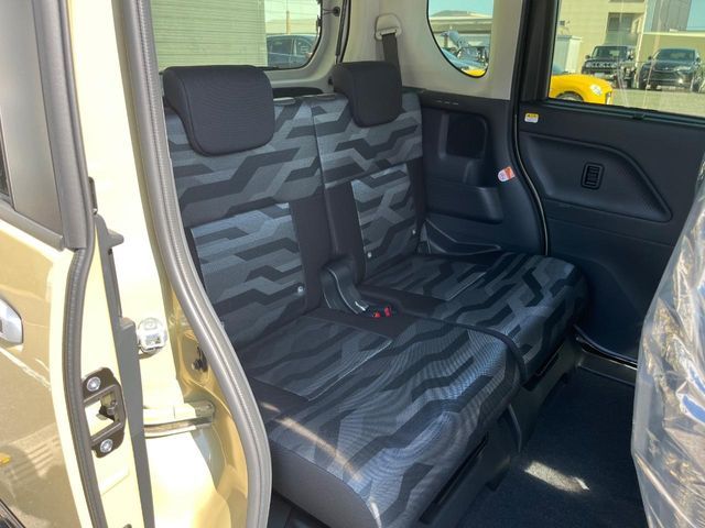 DAIHATSU TANTO FAN CROSS 2025 Image 31