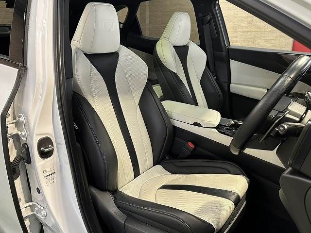 TOYOTA LEXUS NX350H 2023 Image 31