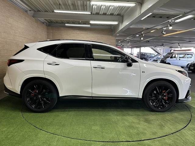 TOYOTA LEXUS NX350H 2023 Image 31