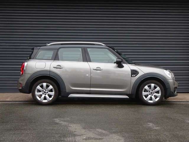 BMW MINI ONE CROSSOVER 2019 Image 31