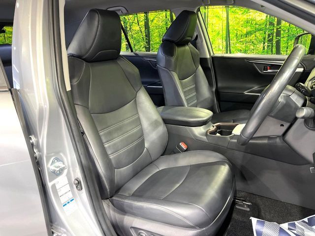 TOYOTA RAV4 HYBRID 4WD 2019 Image 31