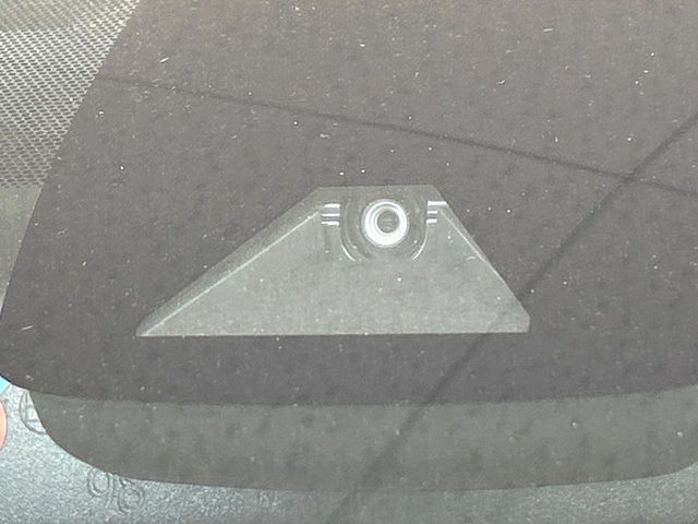 TOYOTA PRIUS 2017 Image 31