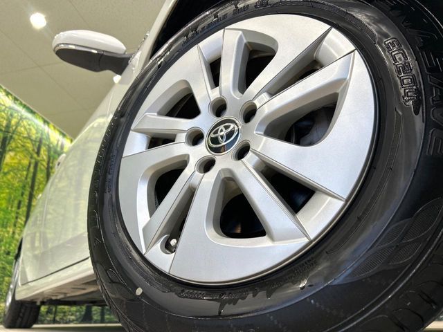 TOYOTA PRIUS 2017 Image 31