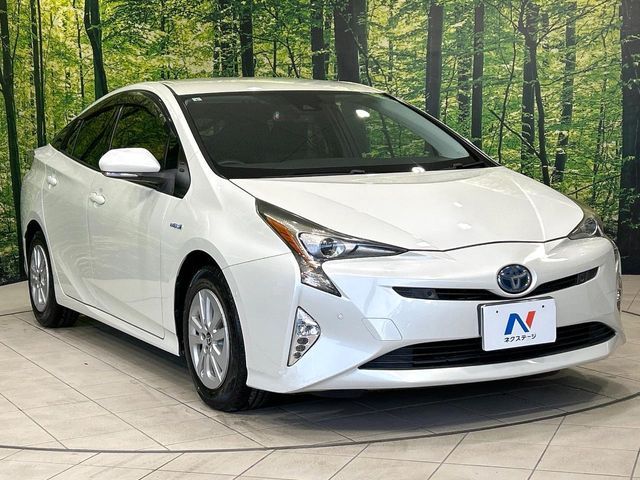 TOYOTA PRIUS 2017 Image 31