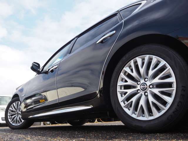 NISSAN CIMA HYBRID 2020 Image 31