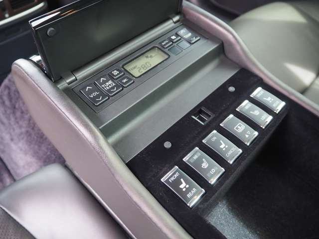 NISSAN CIMA HYBRID 2020 Image 31