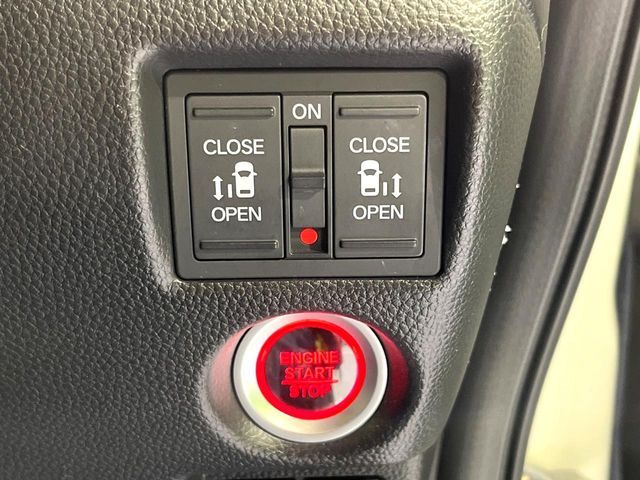 HONDA N BOX CUSTOM 2021 Image 31