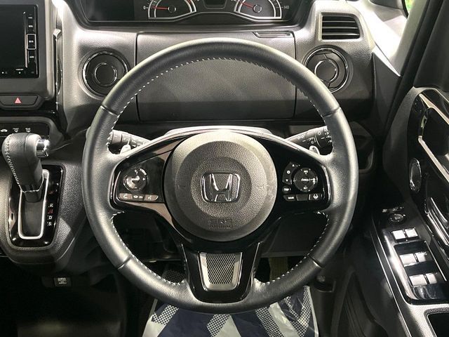 HONDA N BOX CUSTOM 2021 Image 31