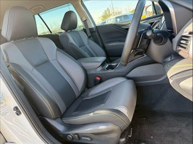 SUBARU LEGACY OUTBACK 2023 Image 31