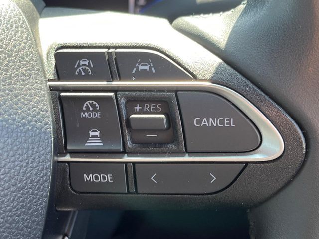 TOYOTA VOXY HYBRID 2022 Image 31