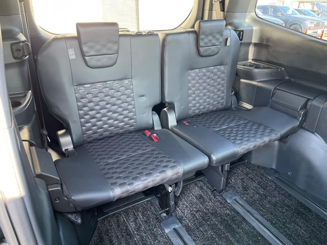 TOYOTA VOXY HYBRID 2022 Image 31